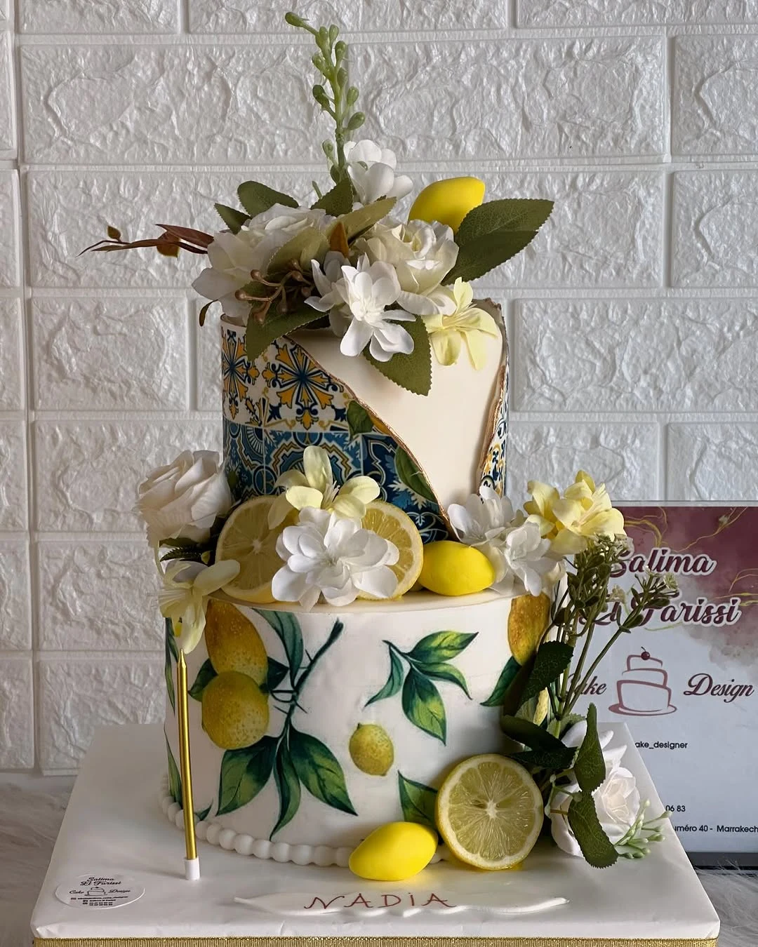 Gâteau aux citrons et motifs de faïence